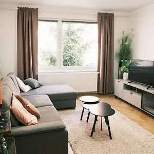 Pink Prater Apartamento