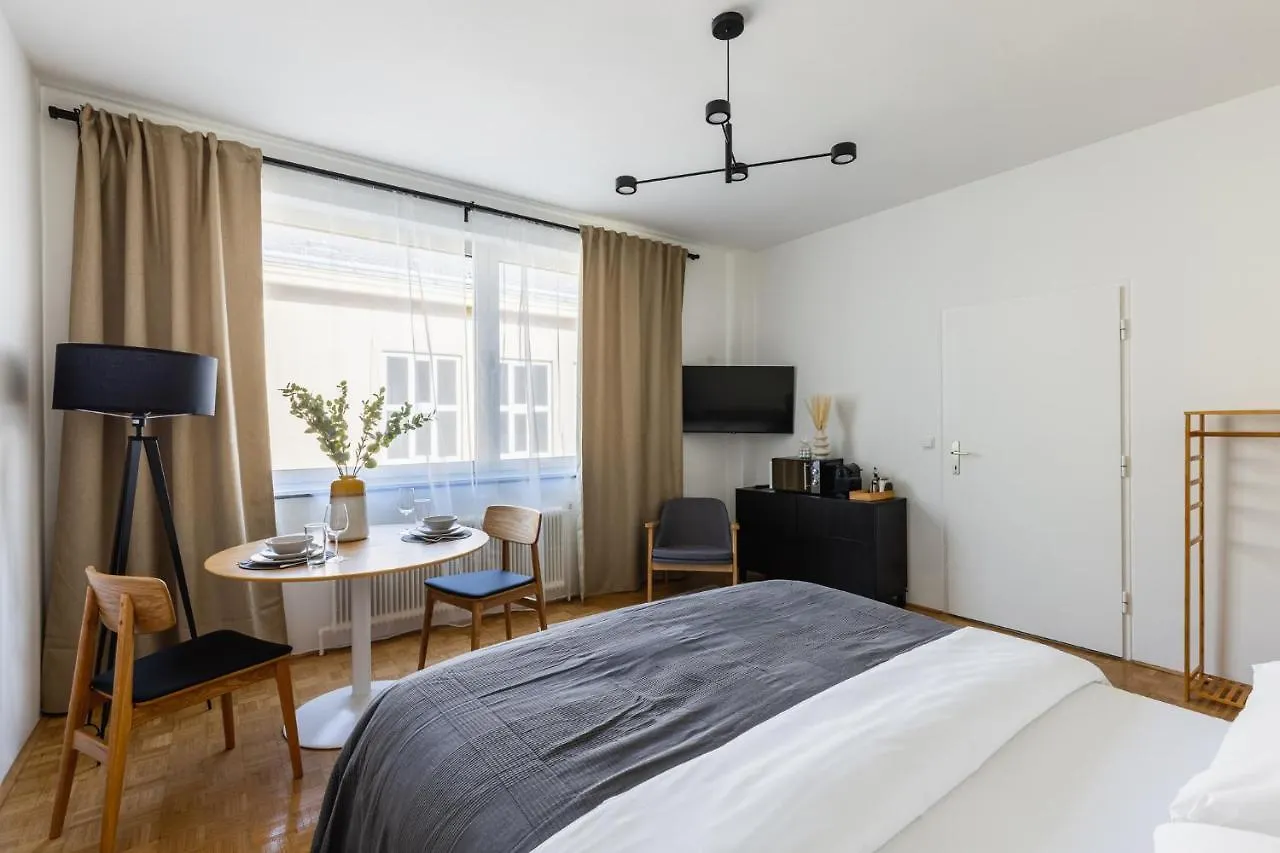 Bright Stylish Apartment In A Top Location Vienne 0*,