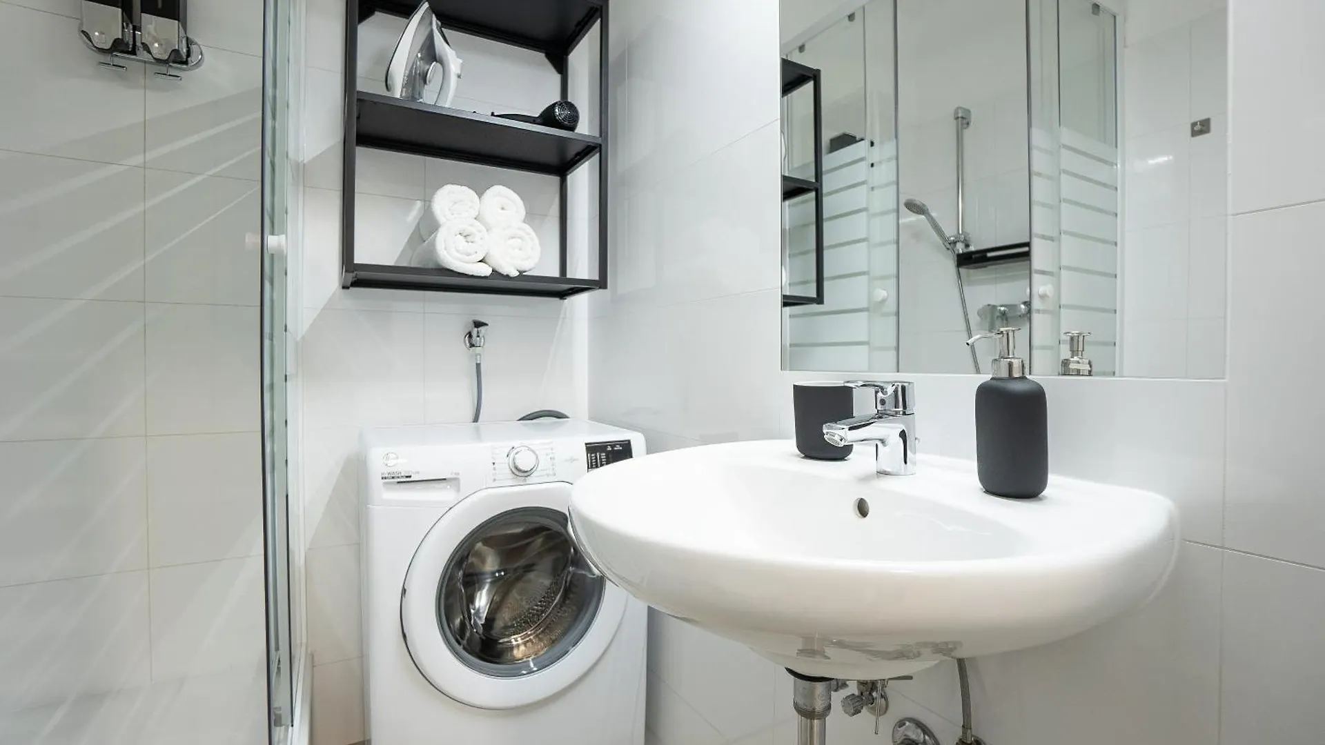 Bright Stylish Apartment In A Top Location Vienne