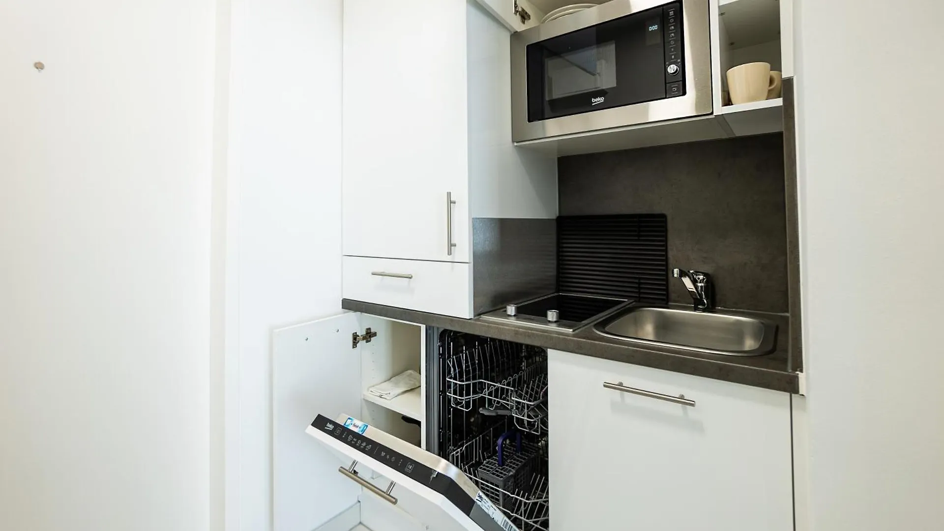 Bright Stylish Apartment In A Top Location Vienna