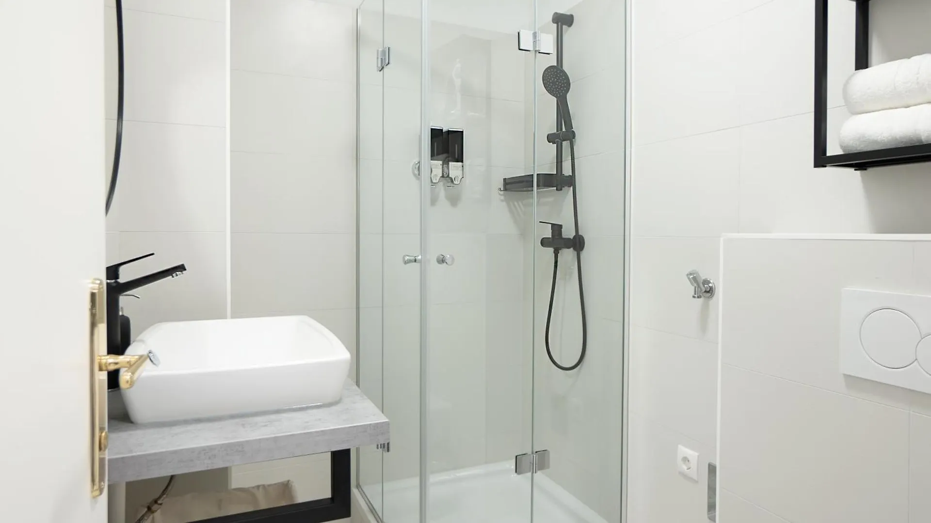 Bright Stylish Apartment In A Top Location Βιέννη