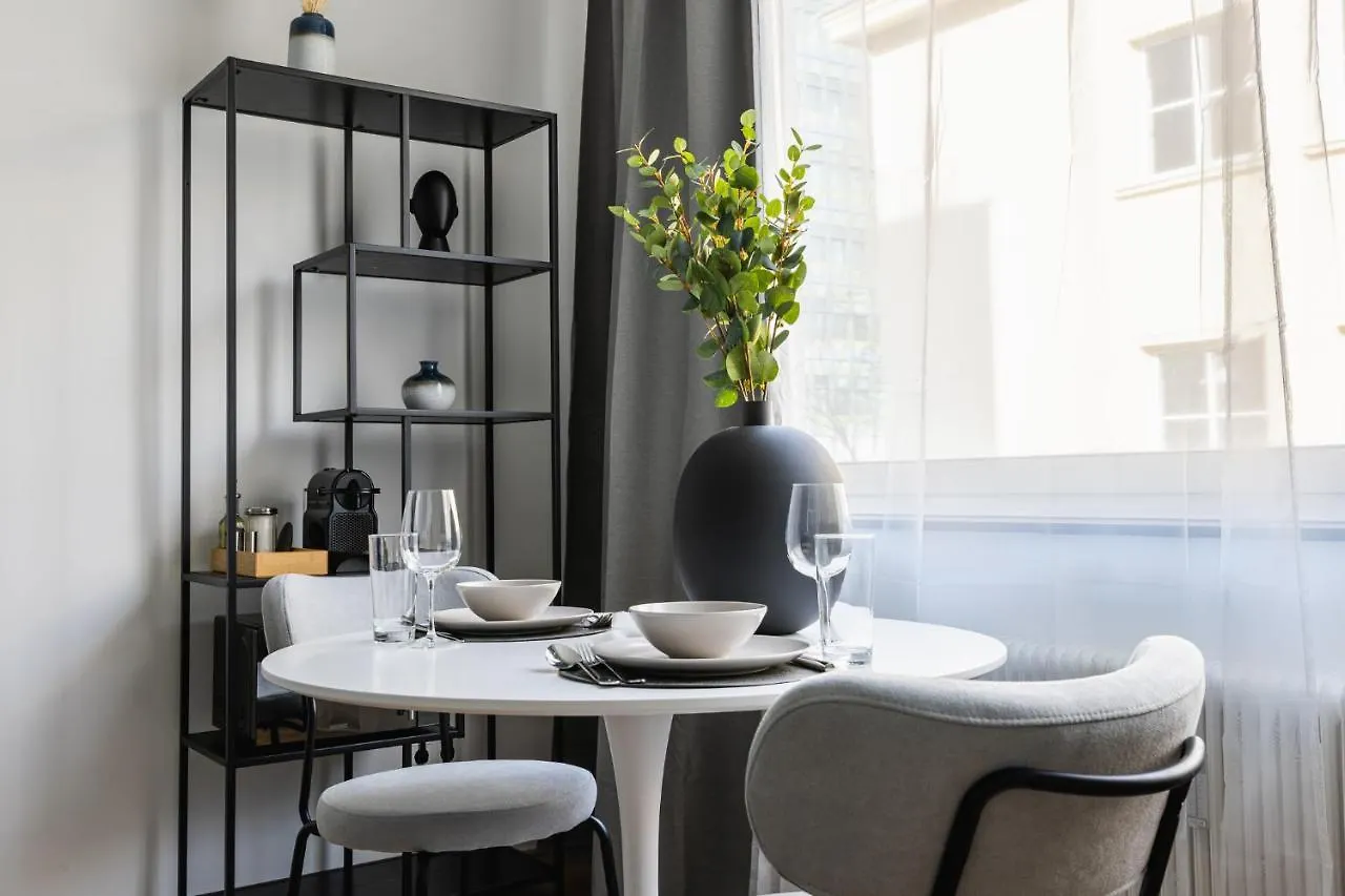 Bright Stylish Apartment In A Top Location Vienna