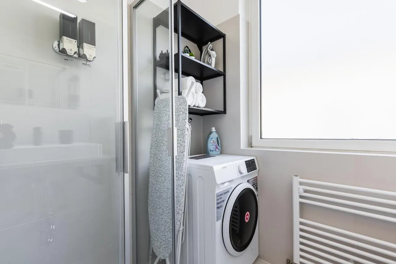 Bright Stylish Apartment In A Top Location Vienna